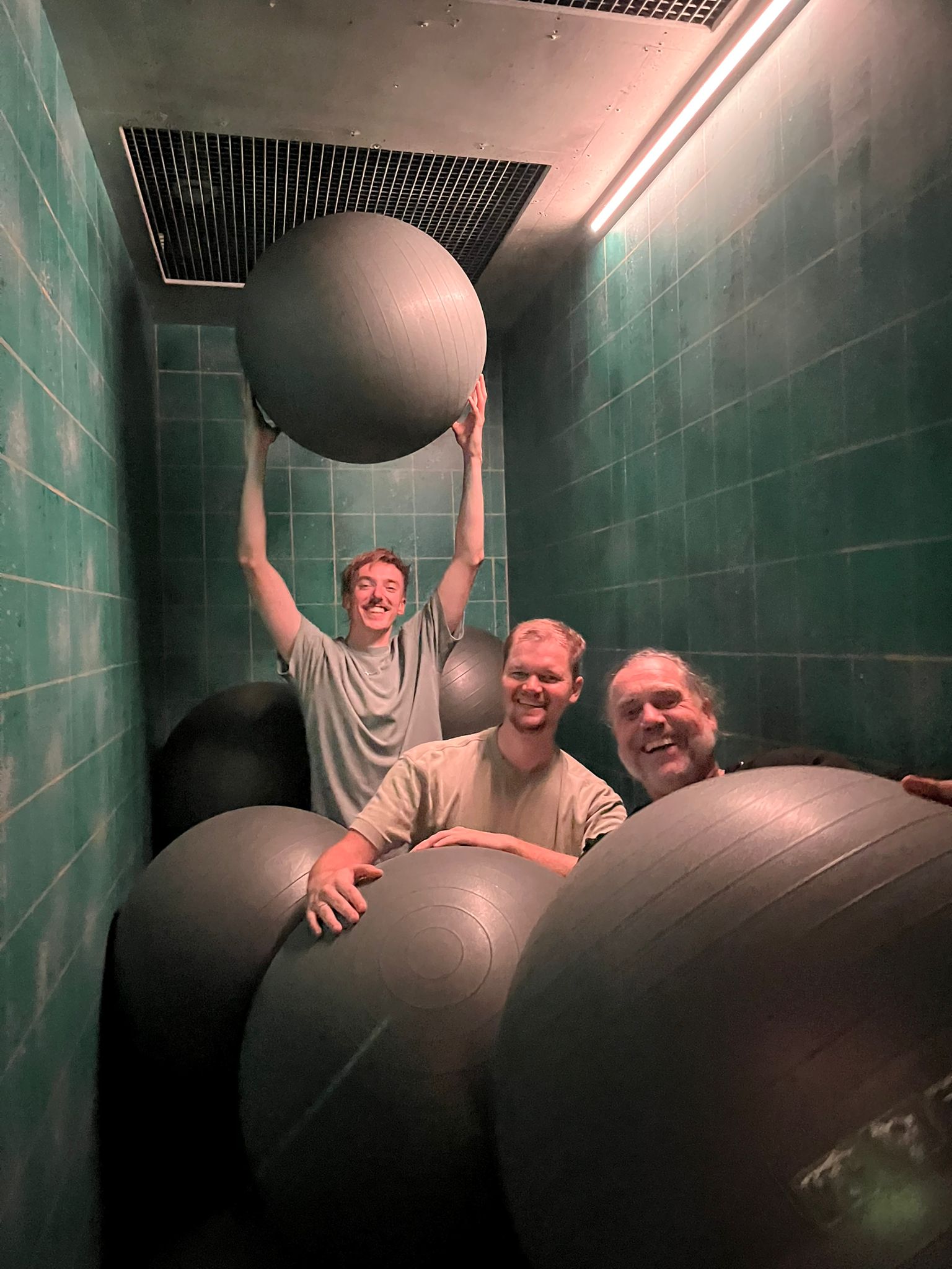 WhatsApp Image 2025-09-13 at 21.59.42